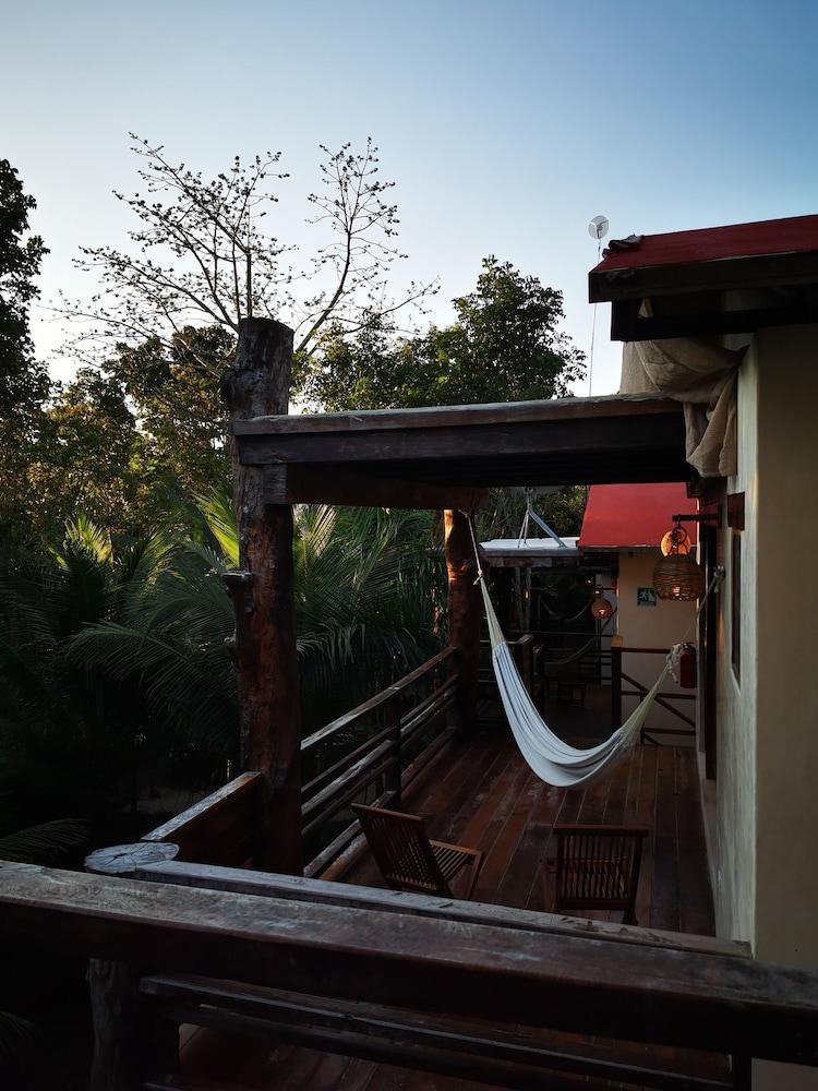 Hotel Buenavista Bacalar Jungle Experience Bagian luar foto